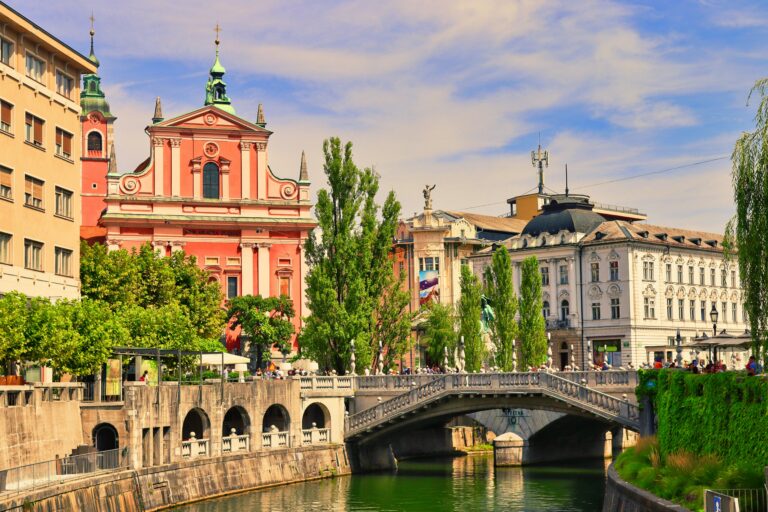 Ljubljana Travel Guide: A Perfect Day Trip Itinerary from Zagreb